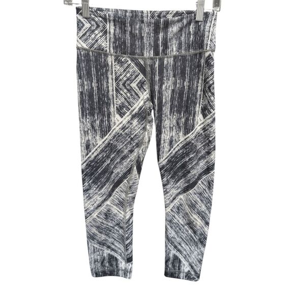 LULULEMON ATHLETICA Wunder Under Crop 21' In Heat Wave Size 4 - Picture 2 of 3